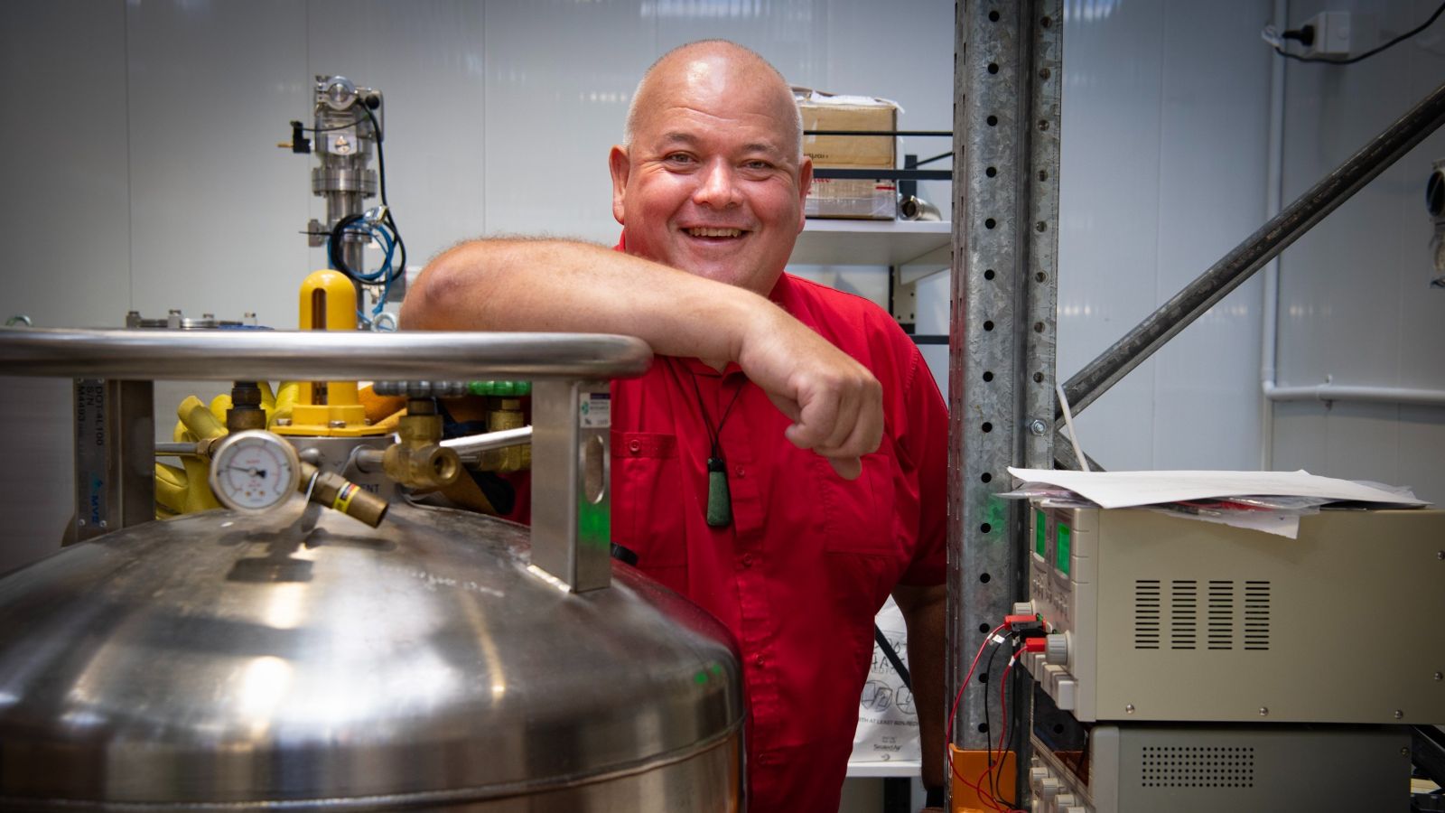 Photo of Rod Badcock behind a nitrogen dewar.